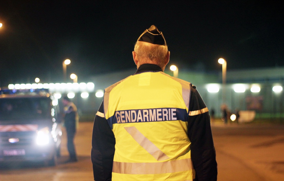 960x614_illustration-patrouille-gendarmerie-abords-rennes