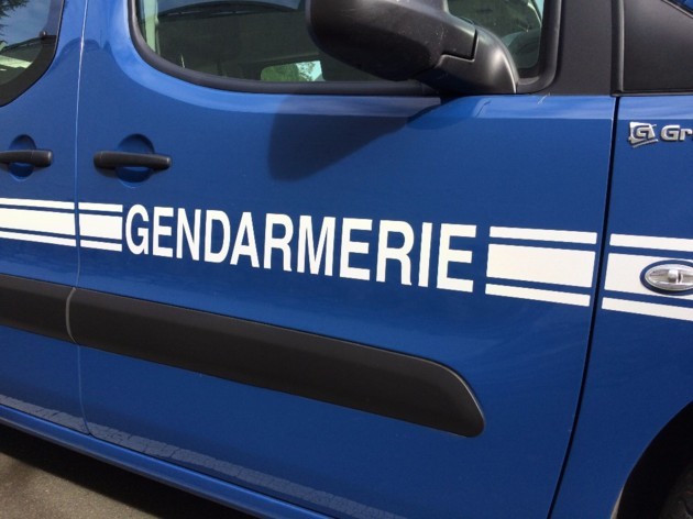 Gendarmerie-cr├®dit-le-petit-courrier