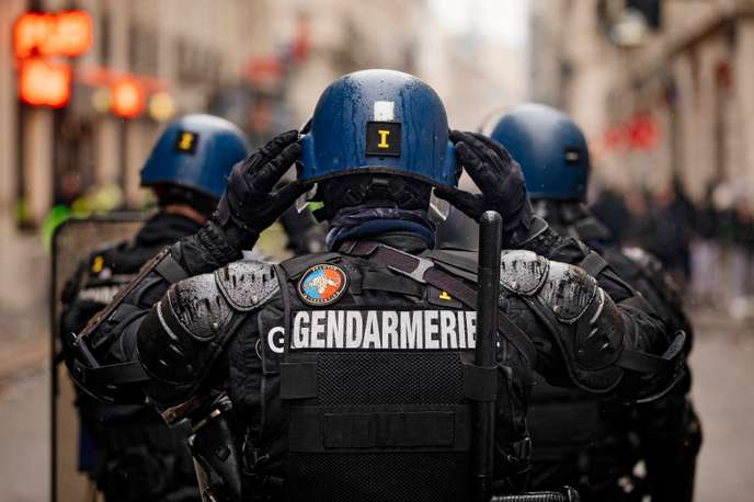 gendarmes-mobiles