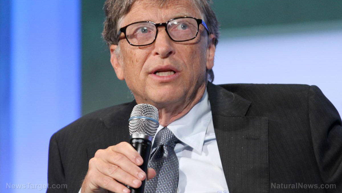 Editorial-Use-Bill-Gates-Microphone