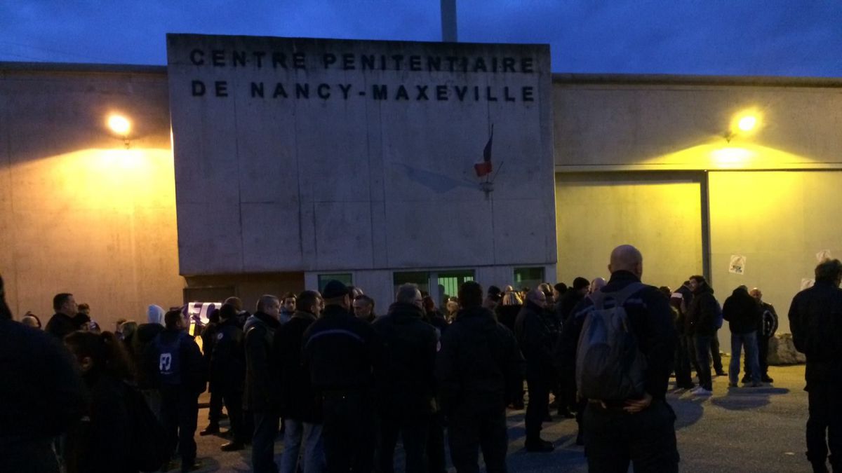 Retenue sur salaire pour les gardiens