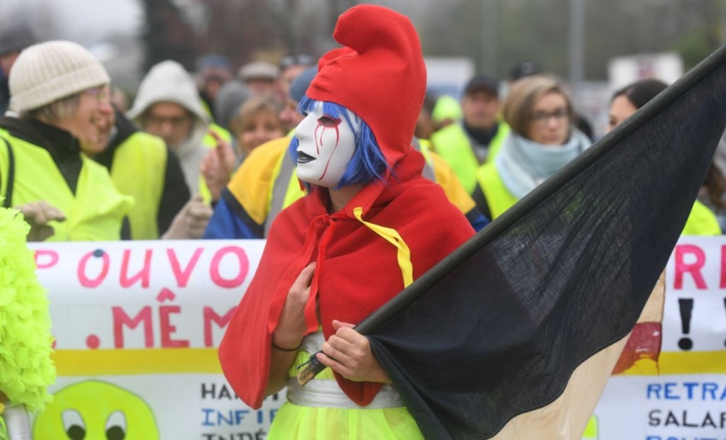 gilets-jaunes-tea-party-trump-1200x728