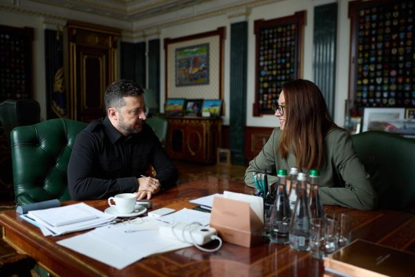 Les décisions de Zelensky témoignent d’une faiblesse de sa diplomatie