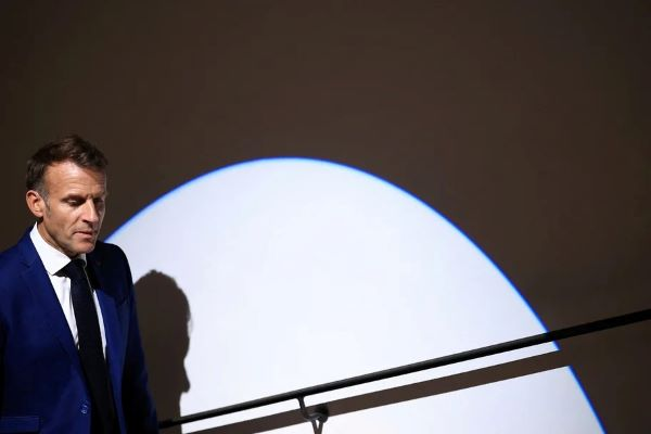 Présidentielle 2027 : est-ce que Macron va s’accrocher au pouvoir ?