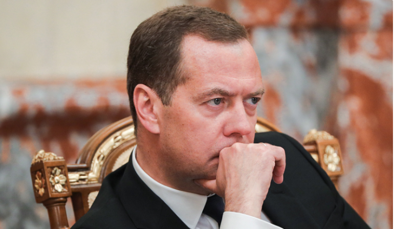 Dmitri Medvedev : « Les armes hypersoniques atteindront plus rapidement des cibles aux États-Unis et dans l’UE »