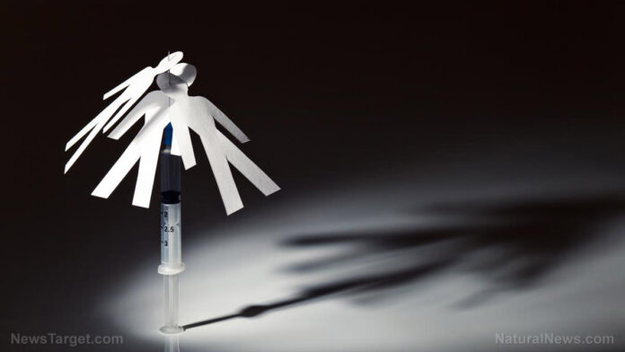 Une étude exhaustive évaluée par des pairs indique que des MILLIONS de personnes dans le monde souffrent désormais de graves problèmes de santé causés par les «vaccins» covid