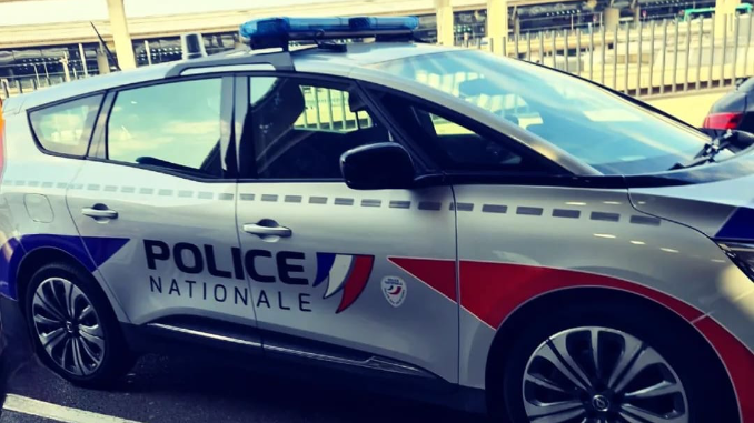 Paris : Une mère de 27 ans suspectée d’avoir vendu sa fille de 12 ans à un homme de 70 ans pour 90.000 euros