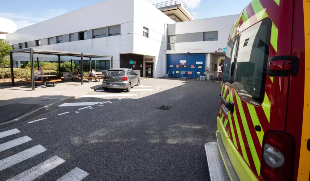 Un homme décède après être passé aux urgences… fermées à Saint-Tropez